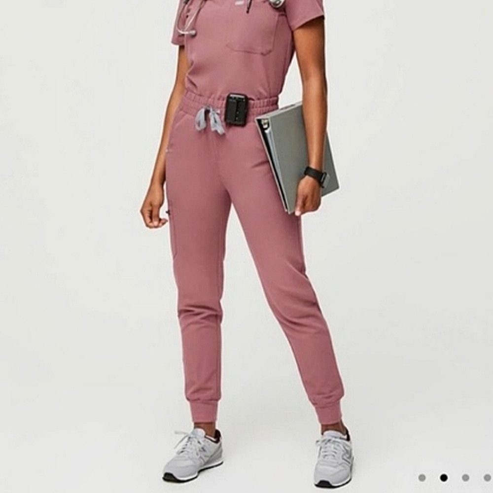 Figs / Zamora High Waisted Scrub Jogger